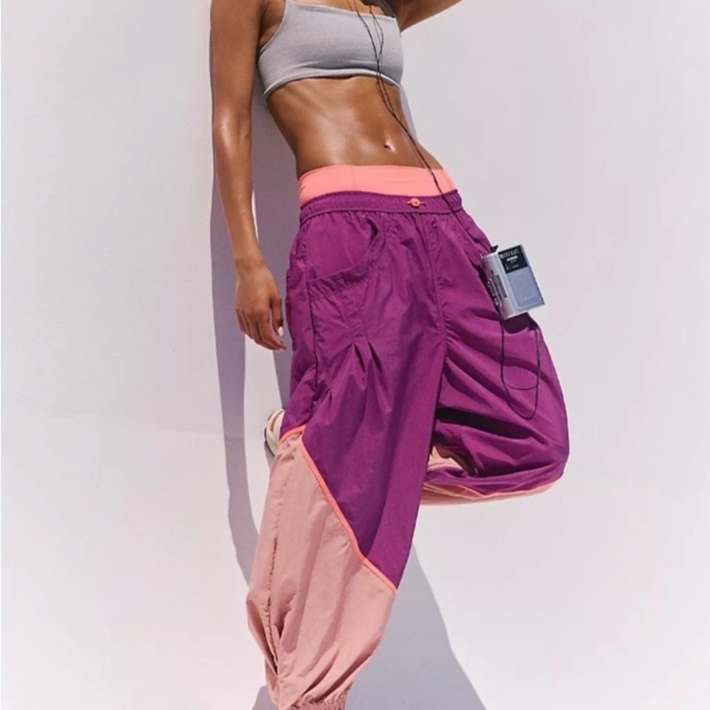 NWT FP Movement Freeflow Pants
Deep Mulberry Sm,Med,Lg - Picture 3 of 10
